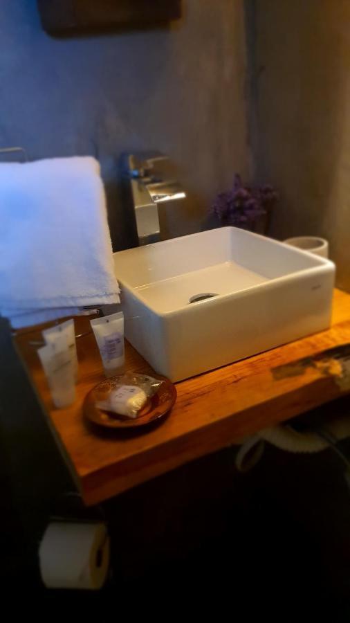 Sitio Belucci Bed & Breakfast ปินญาลซินโญ ภายนอก รูปภาพ
