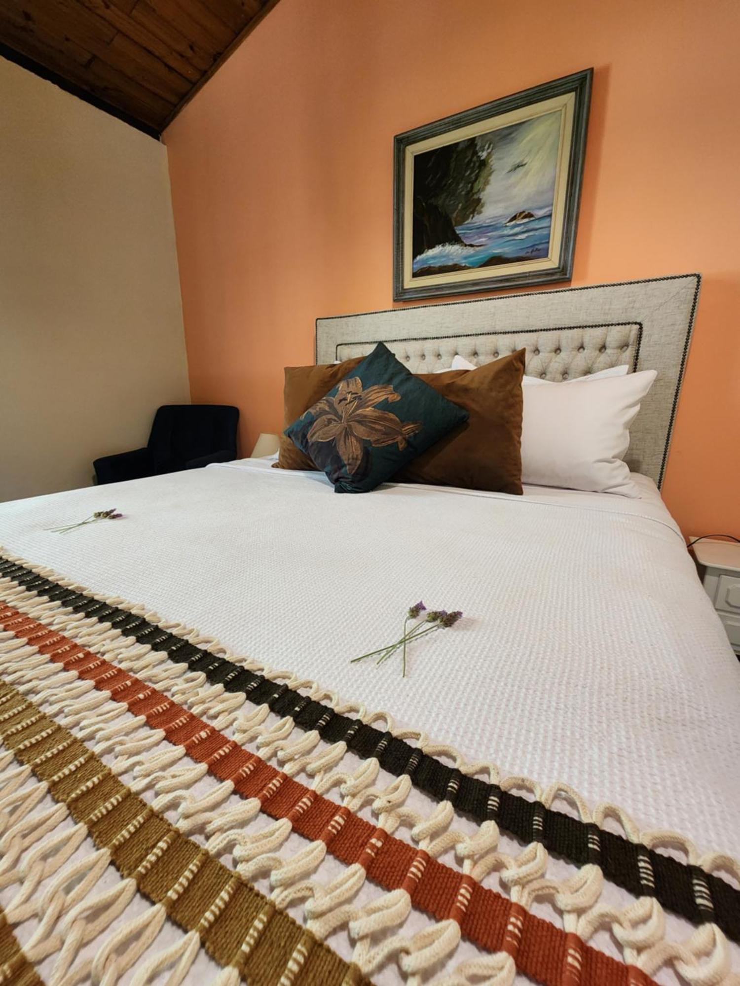 Sitio Belucci Bed & Breakfast ปินญาลซินโญ ภายนอก รูปภาพ