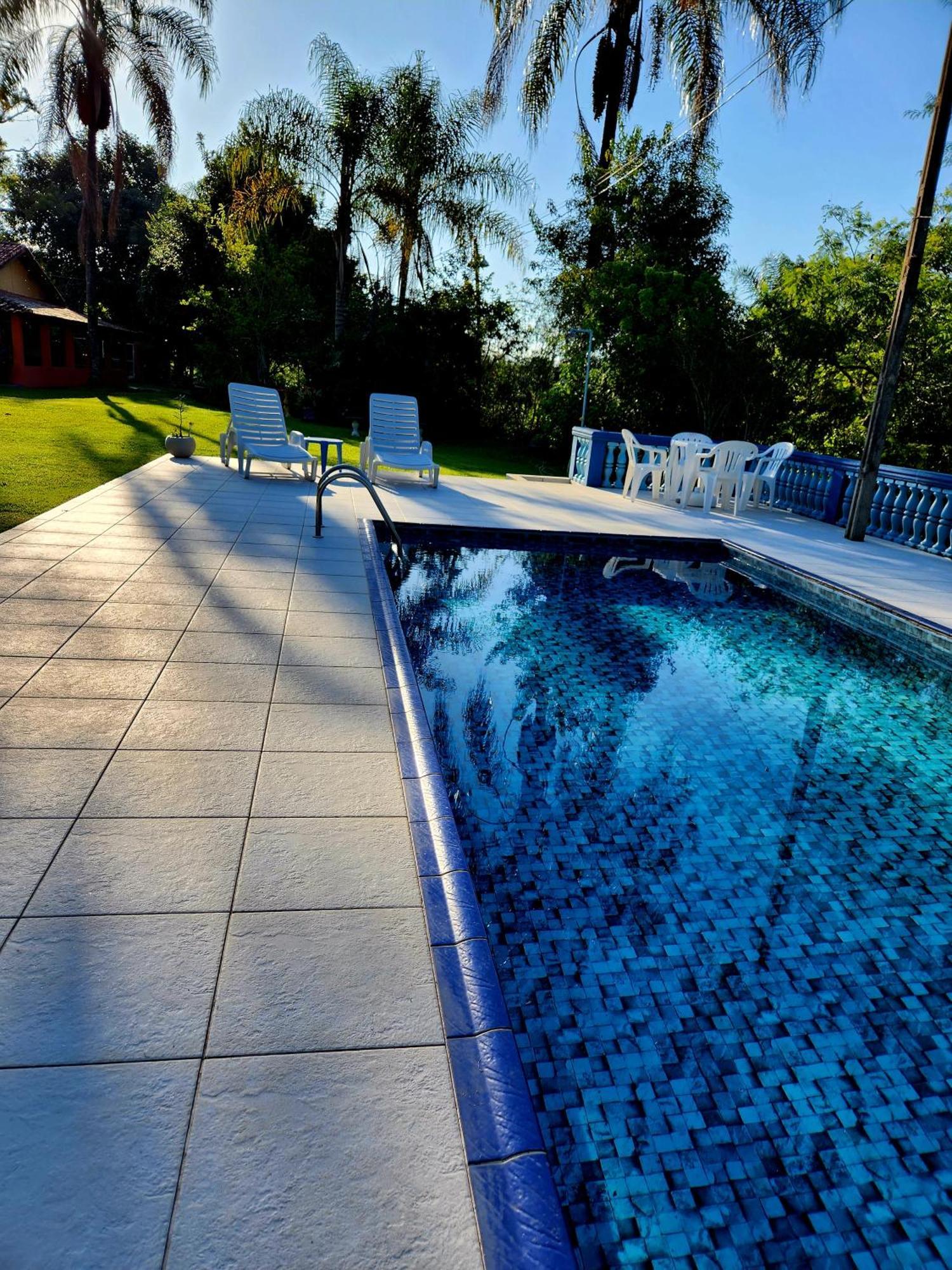 Sitio Belucci Bed & Breakfast ปินญาลซินโญ ภายนอก รูปภาพ